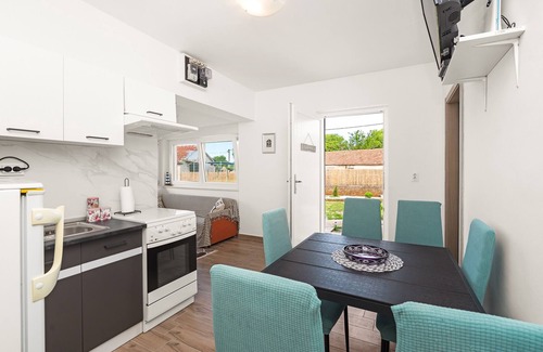 Sibenik House | Holiday Home Eva with Jacuzzi - Pet Friendly