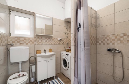 Sibenik House | Holiday Home Eva with Jacuzzi - Pet Friendly