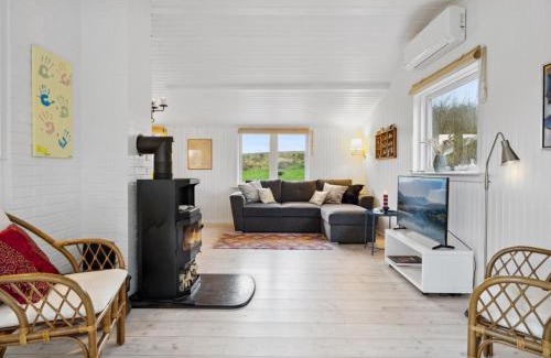 Martofte House | Holiday Home Felis - 75m from the sea by Interhome