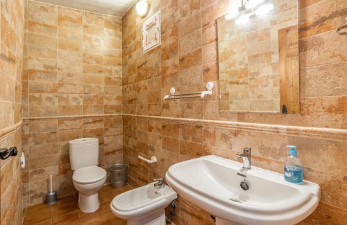 Motril House | Holiday Home 'Finca el Ronqueo Costa Tropical' with Sea and Mountain View and Pool