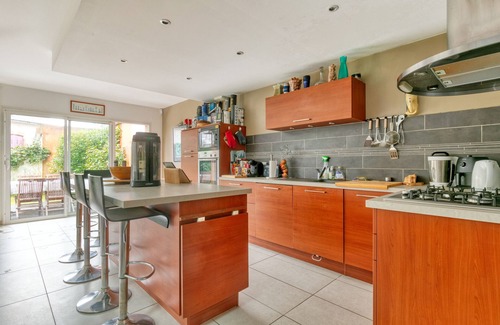 La Baule-Escoublac House | Holiday Home 'La Tanière' with Private Terrace, Private Garden and Wi-Fi