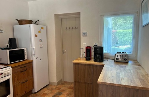 La Trinite-sur-Mer House | Holiday Home 'Madig Azul - Maison' with Private Pool, Private Terrace and Wi-Fi