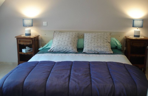 Lannion House | Holiday Home 'Gîte La Marinière - 300m Gare - Tgv' with Private Terrace and Wi-Fi