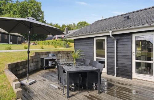 Kelstrup House | Holiday Home Geeske - 150m from the sea by Interhome