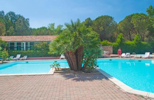 Marina di Bibbona House | Holiday Home Gineprino-7 by Interhome