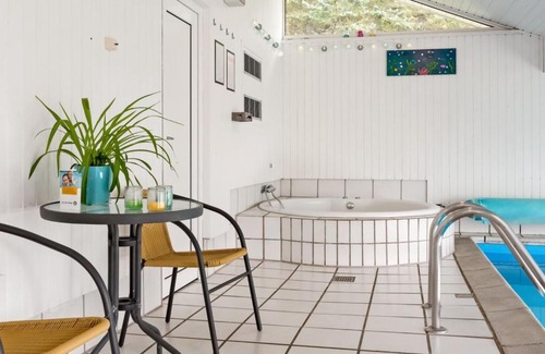 Grønhøj House | Holiday Home Gladis - 900m from the sea by Interhome