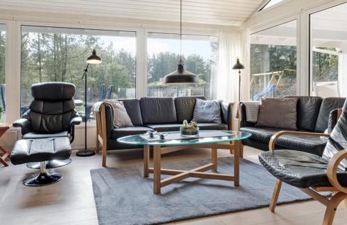 Grønhøj House | Holiday Home Gladis - 900m from the sea by Interhome