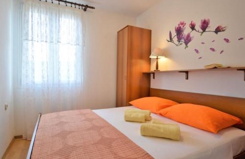 Peruski House | Holiday Home Gloria by Interhome