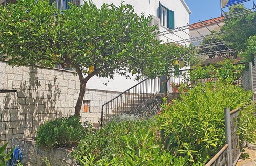 Hvar Apartment | Holiday Home Gordana - Charming Double Room with Balcony in fabulous Hvar