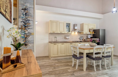 Chiaramonti House | Holiday Home 'Grazioso Bilocale La Casa Di Nonna'