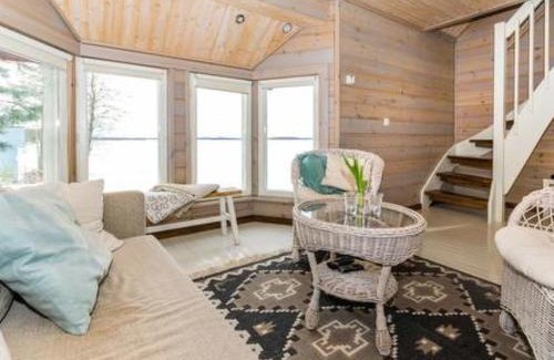 Larsmo House | Holiday Home Hästöskata a by Interhome