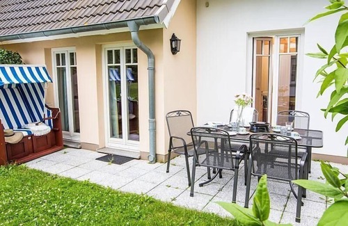 Nienhagen House | Holiday home Haus Rügen 9a