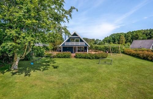 Bønnerup Strand House | Holiday Home Hekla - 150m from the sea by Interhome