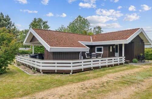 Tranekaer House | Holiday Home Hennrik - 240m from the sea by Interhome