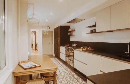 Blankenberge House | Holiday Home Historical and spacious Villa Anaïs by Interhome