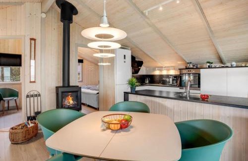 Sjaelborg House | Holiday Home Holmwith - 50m from the sea by Interhome