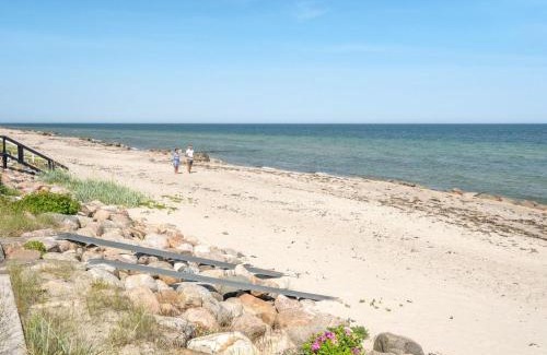 Otterup House | Holiday Home Hwitserk - 5m from the sea by Interhome