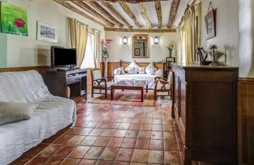 Raizeux House | Holiday home in a park in Raizeux with terrace