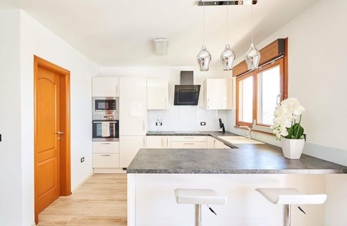 Kastel House | Holiday Home in Buje with Terrace, Air condition, WIFI, Washing machine (3356-1)