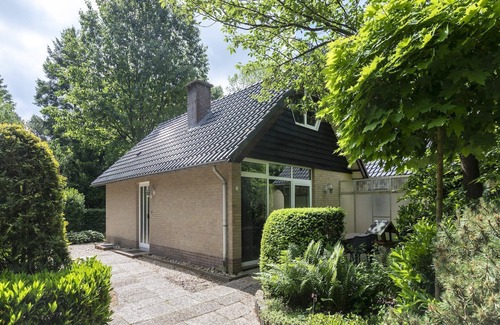 Bisselt House | Holiday Home in Mook near Mookerheide