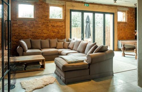 Moorslede House | Holiday Home in Moorslede with Pool and Jacuzzi