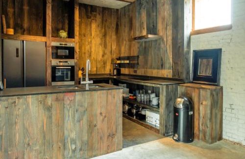 Moorslede House | Holiday Home in Moorslede with Pool and Jacuzzi