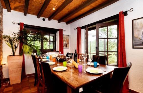 Nonceveux House | Holiday Home in Nonceveux with Swimming Pool