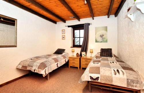 Nonceveux House | Holiday Home in Nonceveux with Swimming Pool