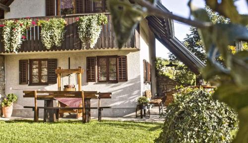 Srednje Grcevje House | Holiday home in Otocec Kranjska Krain 42903