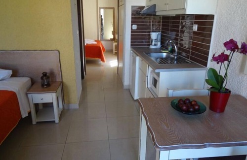 Palaiochora Apartment | Holiday home in Paleochora with public parking