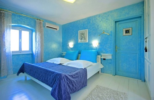 Rosini Villa | Holiday home in Poreč with a whirlpool on completely enclosed garden