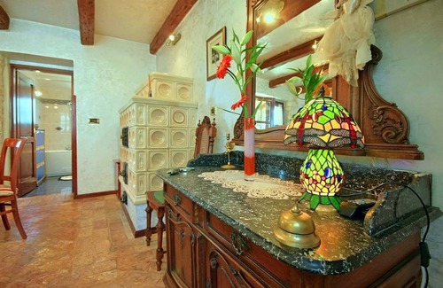 Rosini Villa | Holiday home in Poreč with a whirlpool on completely enclosed garden