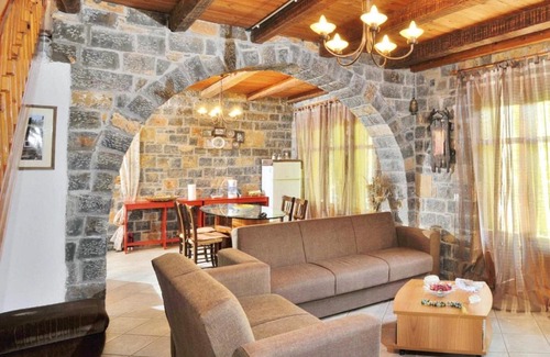 Prina House | Holiday home in Prina near Agios Nikolaos