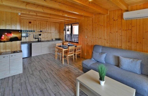 Sianozety House | Holiday Home in Sianożęty near Beach