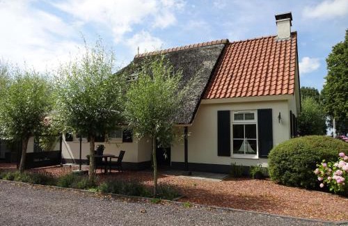 Steendam House | Holiday Home in Steendam by Schild Lake