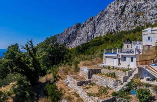 Jesenice House | Holiday Home in Sumpetar Jesenice with Seaview, Terrace, Air condition, WIFI (5133-1)