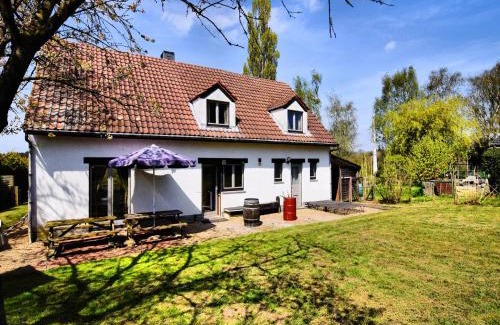 La Reid House | Holiday Home in Theux near Spa Thermal Baths