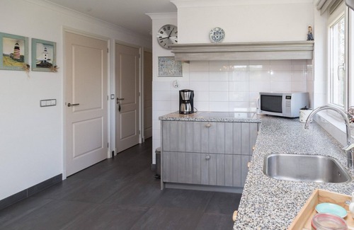 Baarland House | Holiday Home in Zeeland near the Beach