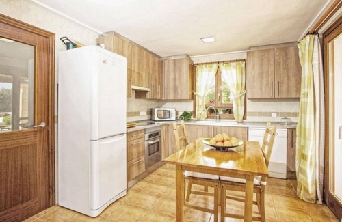 Inca House | Holiday Home 'Ines' with Mountain View, Wi-Fi and Air Conditioning