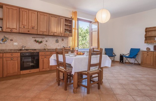 Torre Colonna-sperone House | Holiday Home 'Villa Sicilia' with Mountain View, Garden & Wi-Fi