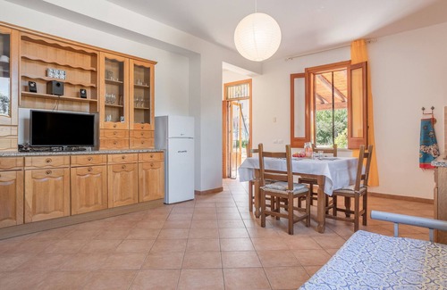 Torre Colonna-sperone House | Holiday Home 'Villa Sicilia' with Mountain View, Garden & Wi-Fi