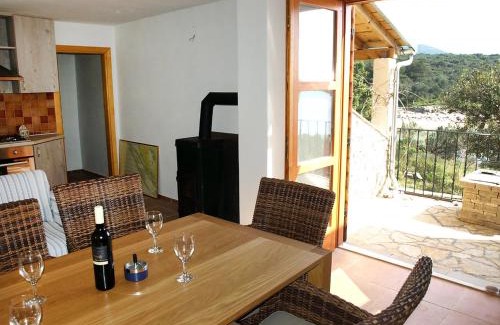 Nevidane House | Holiday Home Jure by Interhome
