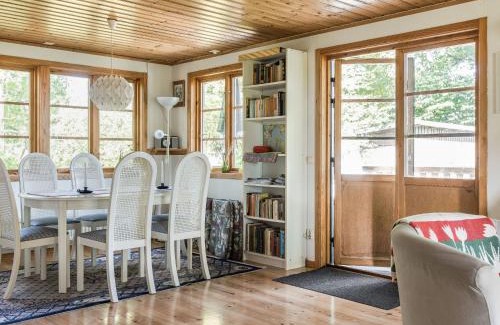 Fjalkinge House | Holiday Home Kjuge Nya Huset by Interhome