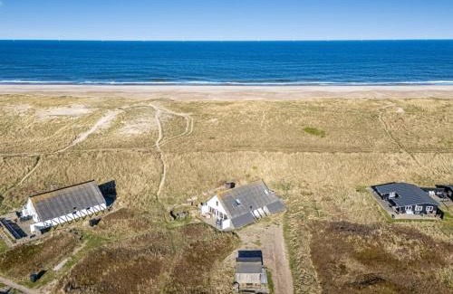 Vrist Strand House | Holiday Home Kurt - 75m from the sea by Interhome