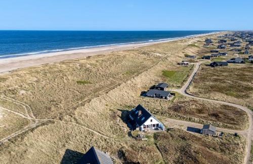 Vrist Strand House | Holiday Home Kurt - 75m from the sea by Interhome