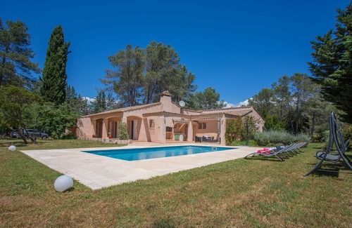 Puget-sur-Argens House | Holiday Home 'La Lieutenante' with Private Pool, Wi-Fi and Air Conditioning
