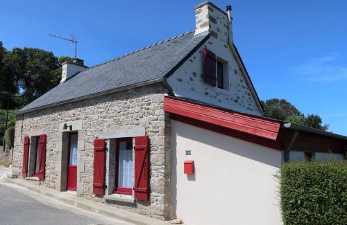 Goulven House | Holiday Home La Charmeuse by Interhome