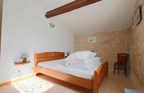 Romegoux House | Holiday Home 'La Rétaise' with Private Terrace and Private Garden