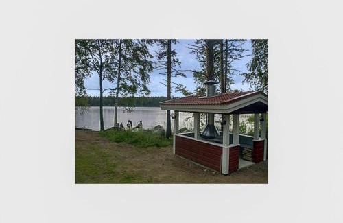 Iltasmaki House | Holiday Home Lauttavalkama by Interhome