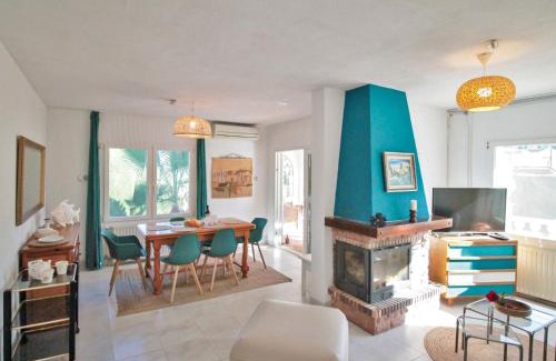 Bell Horizo House | Holiday Home Leon by Interhome